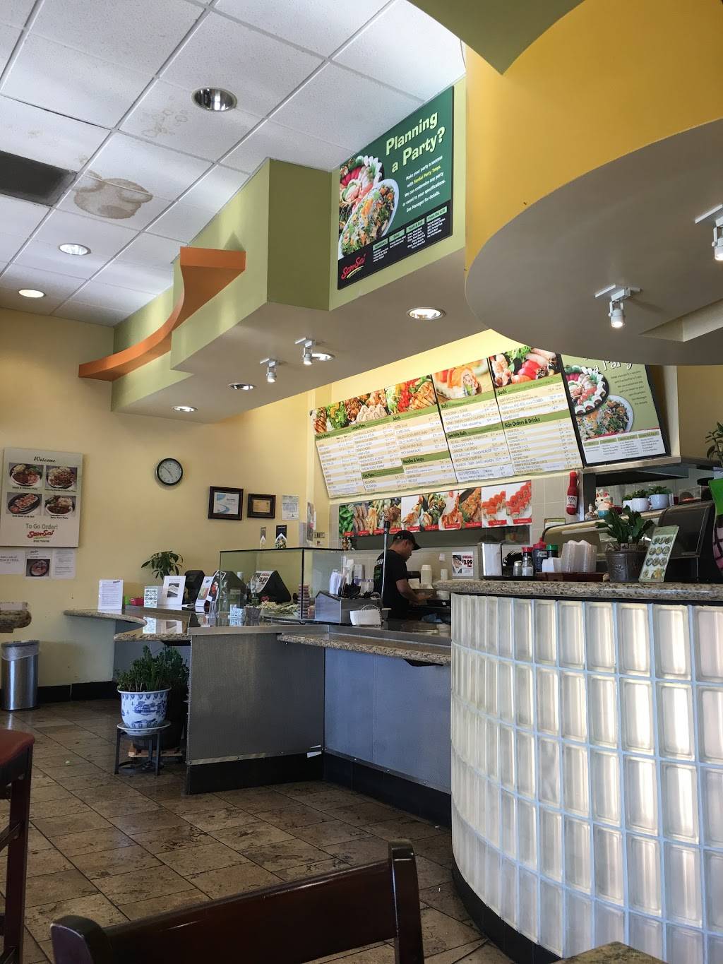 San Sai Japanese Grill | restaurant | 20042 Ventura Blvd, Woodland Hills, CA 91364, USA | 8187129759 OR +1 818-712-9759