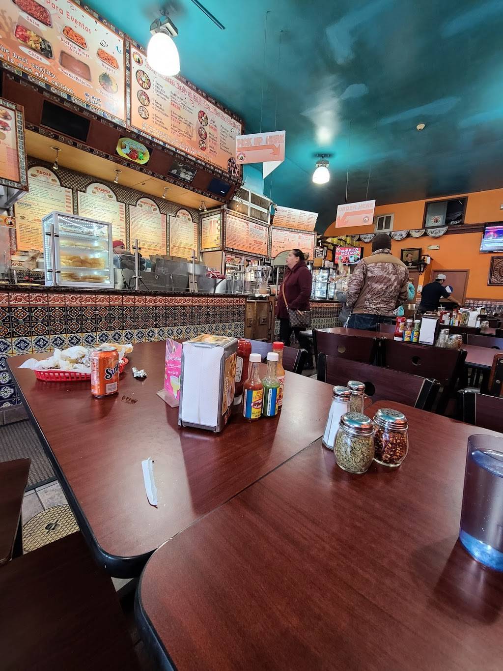 Taqueria Los Coyotes | restaurant | 3036 16th St, San Francisco, CA 94103, USA | 4158613708 OR +1 415-861-3708