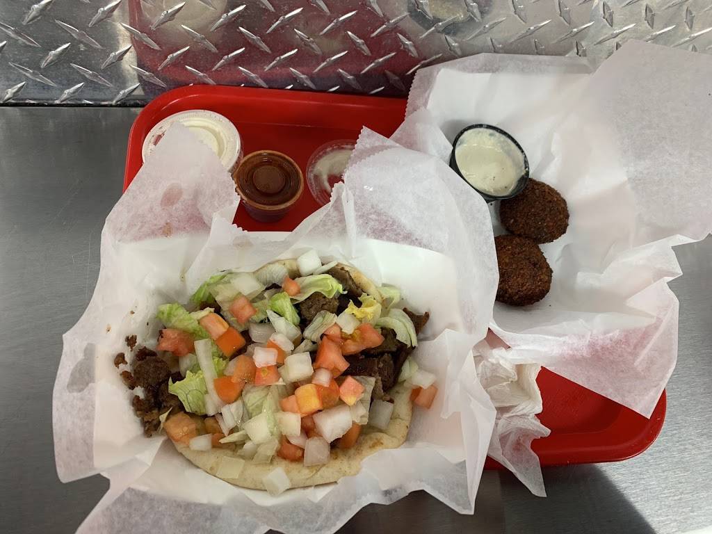 Chicago Halal | meal delivery | 2233 N Lincoln Ave, Chicago, IL 60614, USA | 7739355222 OR +1 773-935-5222