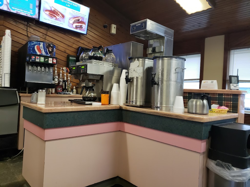 Ikes Donut Shop | bakery | 909 N Summit St, Arkansas City, KS 67005, USA | 6204427610 OR +1 620-442-7610