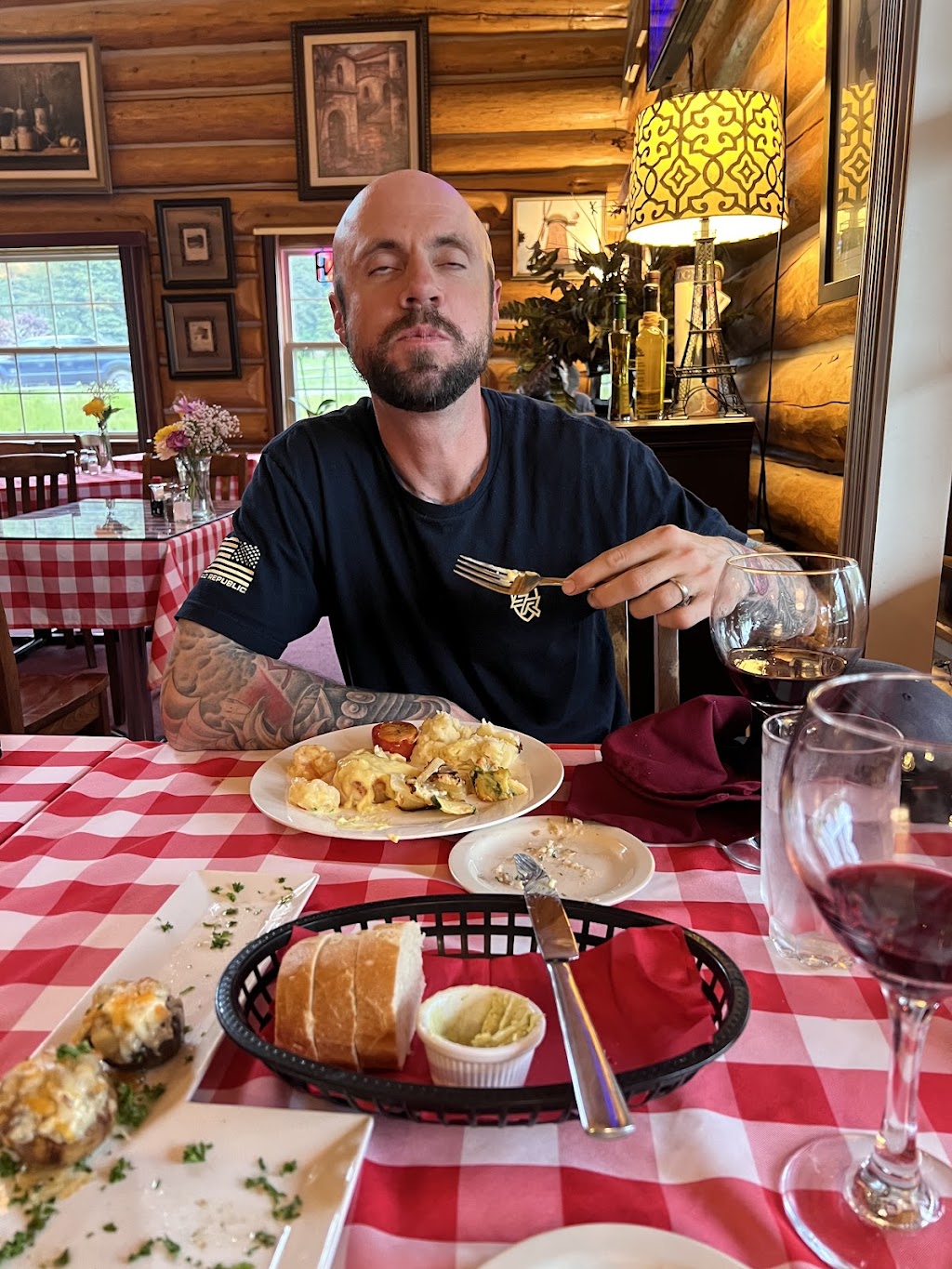 Tavern at the Lodge | restaurant | 5952 Main St, Bonners Ferry, ID 83805, USA | 2082677268 OR +1 208-267-7268