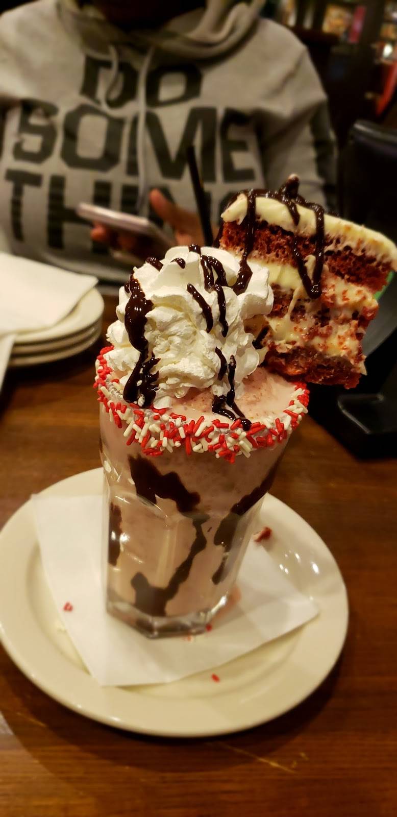 TGI Fridays | restaurant | 348 Boston Post Rd, Orange, CT 06477, USA | 2037990800 OR +1 203-799-0800