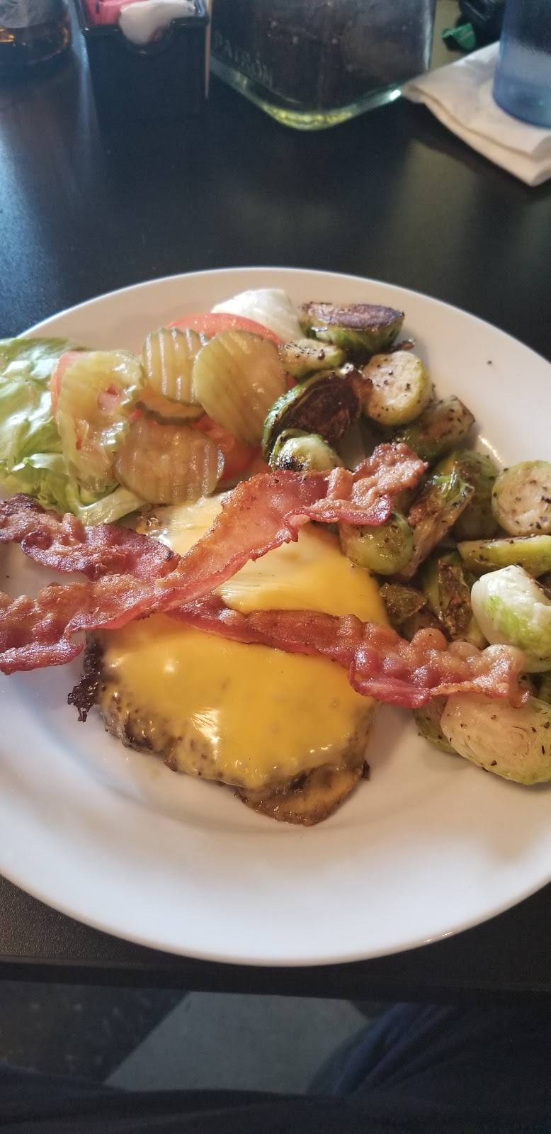 Brewskies Pub & Eatery | restaurant | 7925 Southeastern Ave, Indianapolis, IN 46239, USA | 3178626998 OR +1 317-862-6998