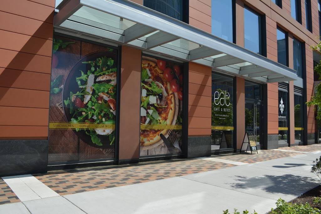 Eat Cafe & Restaurant | restaurant | 1000 N Glebe Rd, Arlington, VA 22201, USA | 7032845790 OR +1 703-284-5790