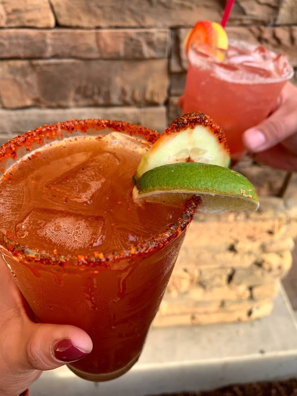 Off the Hook Fish Grill | restaurant | 13809 Whittier Blvd, Whittier, CA 90605, USA | 5626321493 OR +1 562-632-1493