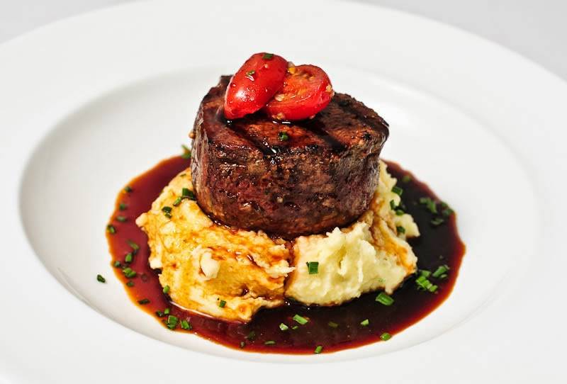 TRIA - Inspired American Cuisine | restaurant | 300 Town Center Dr, Dearborn, MI 48126, USA | 3132534475 OR +1 313-253-4475