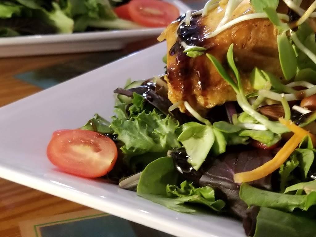 Yellow Dog Eats | restaurant | 147 Canal St, New Smyrna Beach, FL 32168, USA | 3864104824 OR +1 386-410-4824