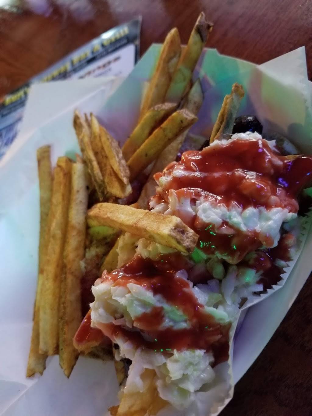 Kurts Getaway Bar & Grill | restaurant | 8909 Garfield Blvd, Cleveland, OH 44125, USA | 2168830123 OR +1 216-883-0123