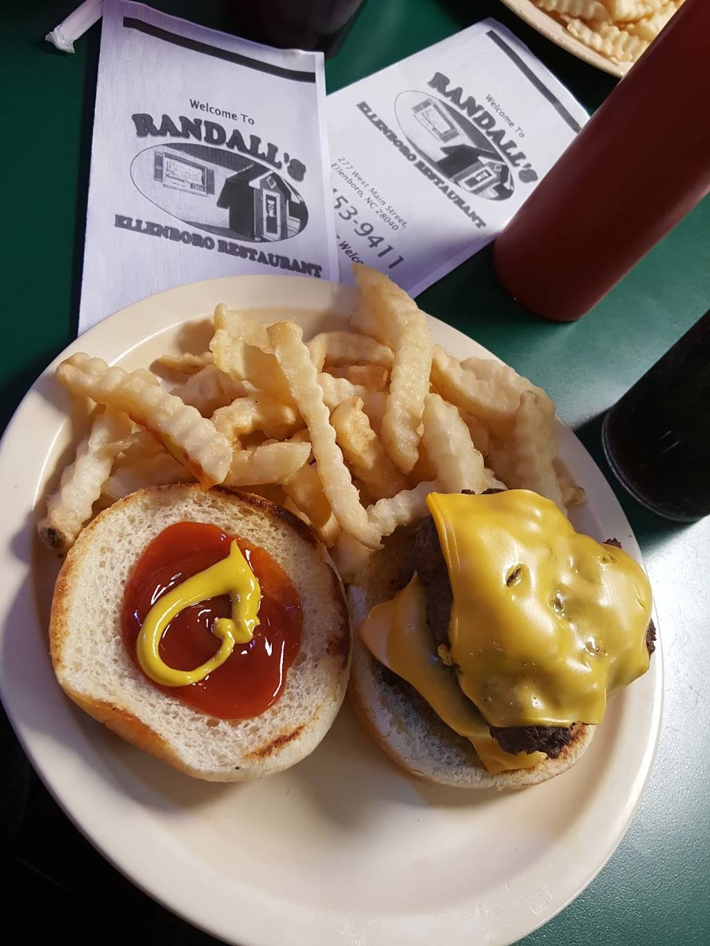 Randalls Ellenboro Restaurant | restaurant | 277 Main St, Ellenboro, NC 28040, USA | 8284539411 OR +1 828-453-9411