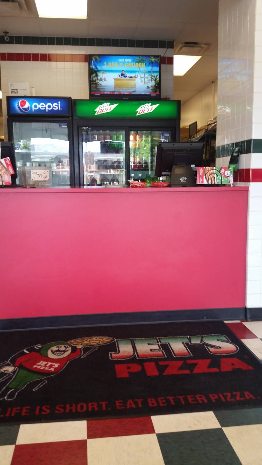 Jets Pizza | meal delivery | 7538 Shadeland Ave, Indianapolis, IN 46250, USA | 3175774538 OR +1 317-577-4538