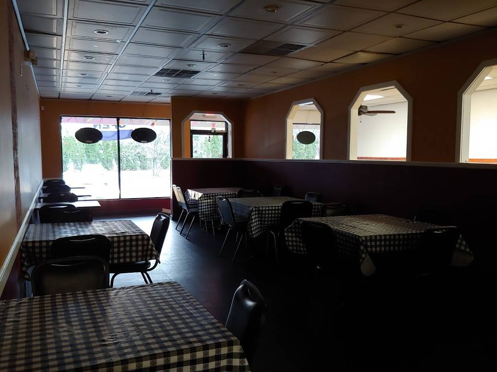 Nunzios | restaurant | 492 Manalapan Rd, Spotswood, NJ 08884, USA | 7326464595 OR +1 732-646-4595