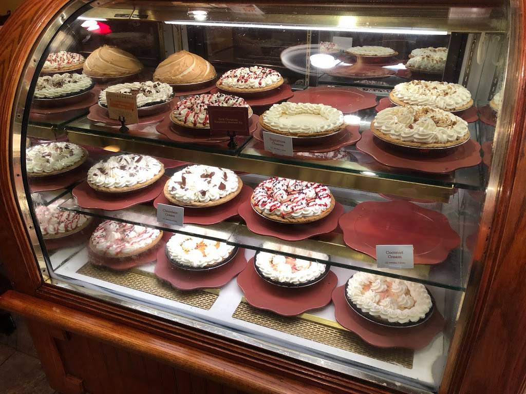 Cocos Bakery Restaurant | restaurant | 12032 Harbor Blvd, Garden Grove, CA 92840, USA | 7147507477 OR +1 714-750-7477