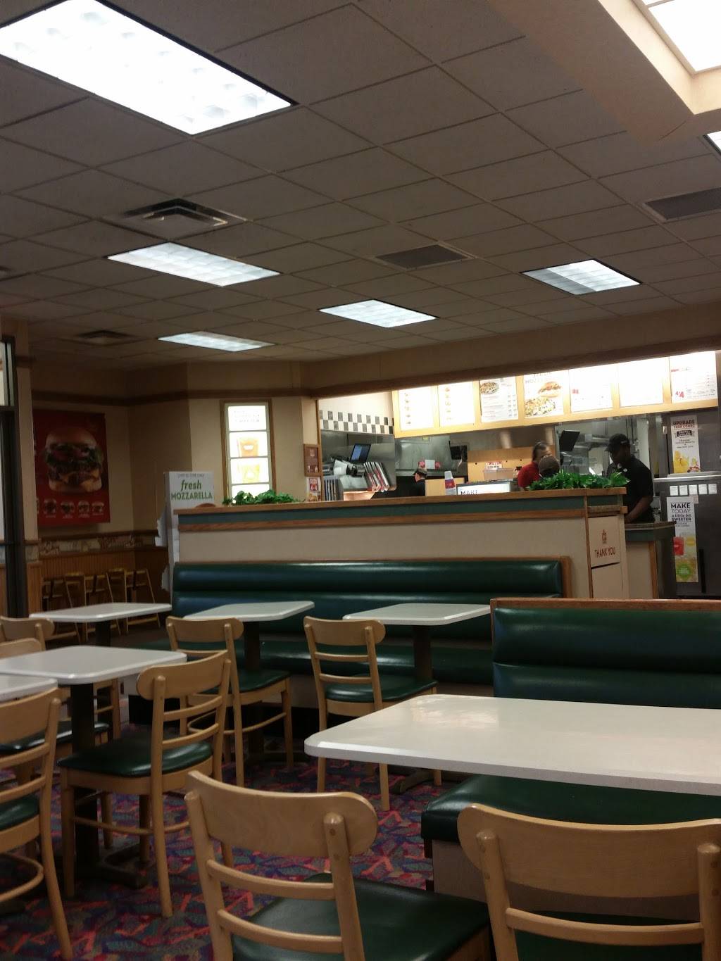 Wendys | restaurant | 15020 Claret Ave W, Rosemount, MN 55068, USA | 6517604757 OR +1 651-760-4757