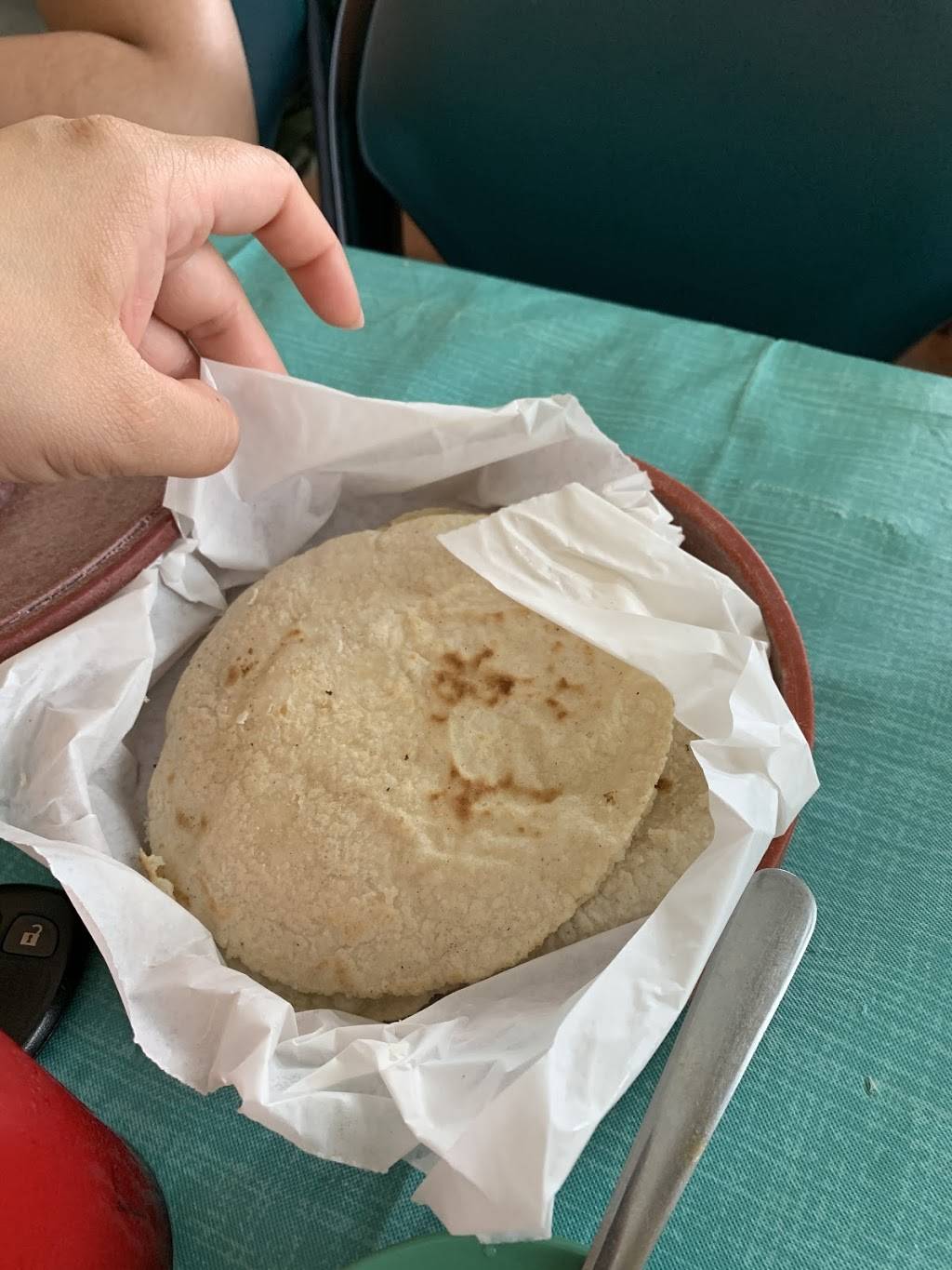 Virginias Restaurant | restaurant | 923 S Hampton Rd, Dallas, TX 75208, USA | 2149487411 OR +1 214-948-7411