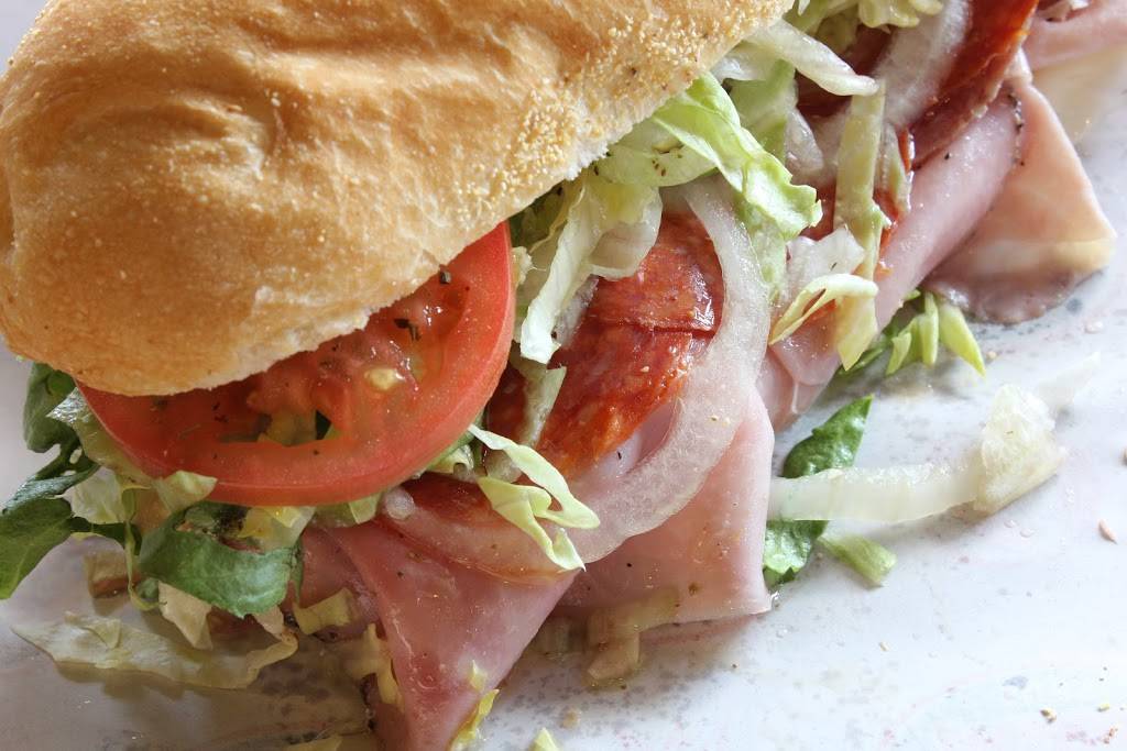 Jersey Mikes Subs | meal takeaway | 1624 Nixon Dr, Moorestown, NJ 08057, USA | 8566385041 OR +1 856-638-5041