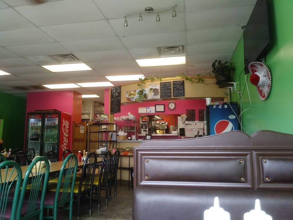 Guacamole Restaurant | restaurant | 15275 W 101st Ave, Dyer, IN 46311, USA | 2193653925 OR +1 219-365-3925