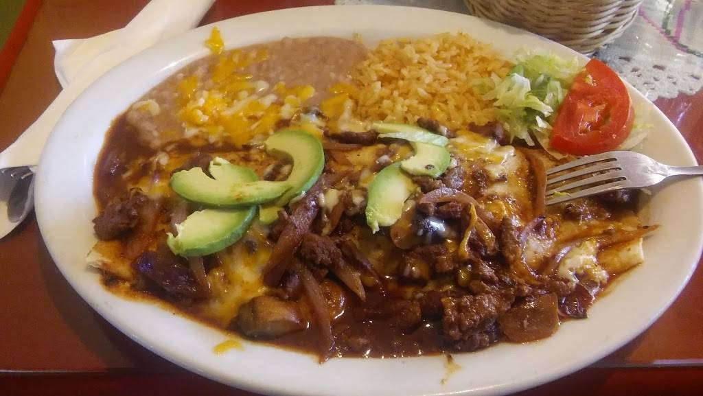 El Bajio | restaurant | 3704 W Shields Ave, Fresno, CA 93722, USA | 5592773644 OR +1 559-277-3644