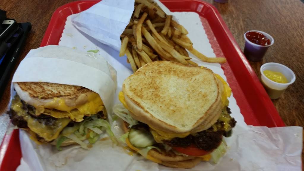Suzie Burger | restaurant | 2820 P St, Sacramento, CA 95816, USA | 9164553500 OR +1 916-455-3500