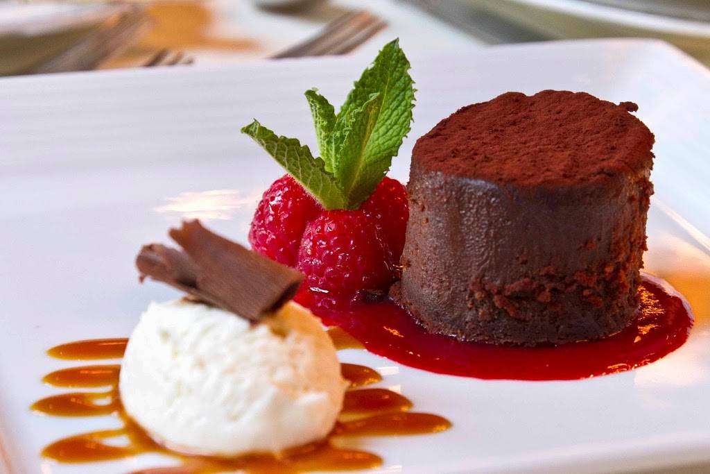 The Hobbit | restaurant | 2932 E Chapman Ave, Orange, CA 92869, USA | 7149971972 OR +1 714-997-1972