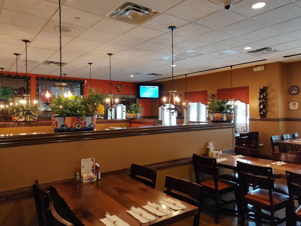 Gustavos Mexican Grill | restaurant | 6051 Timber Ridge Dr, Prospect, KY 40059, USA | 5024347266 OR +1 502-434-7266