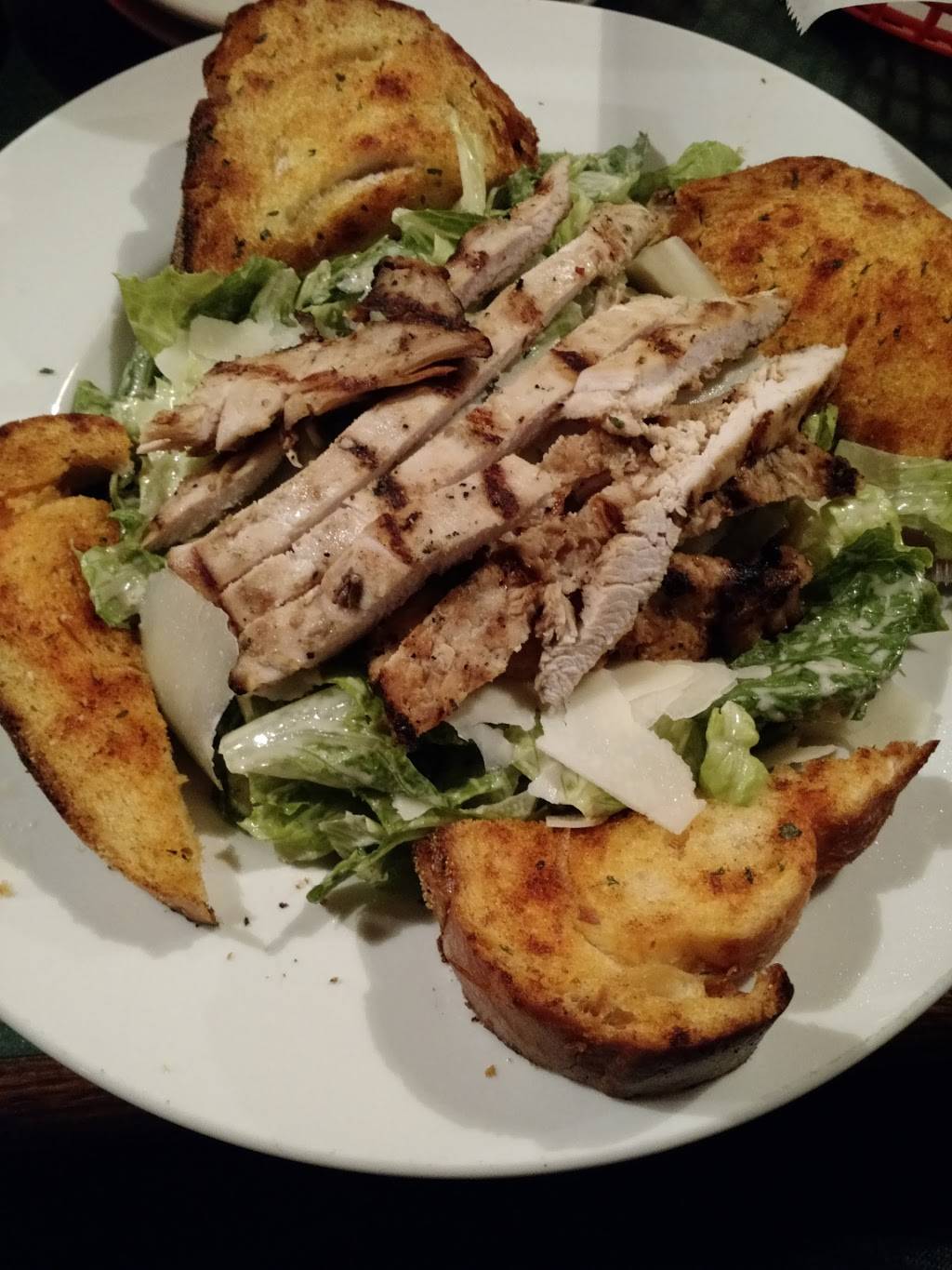 Uncle Tonys Pizza & Pasta | restaurant | 46 Putnam Pike, Johnston, RI 02919, USA | 4012318111 OR +1 401-231-8111