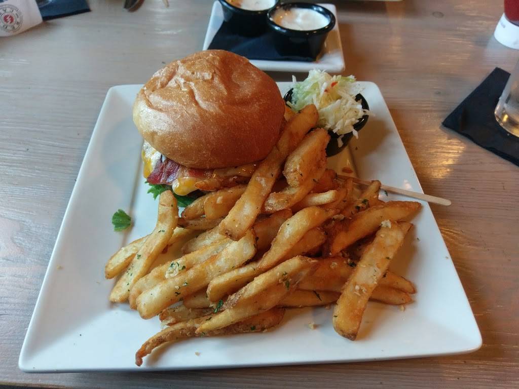 Red Car | restaurant | 1266 Sartori Ave, Torrance, CA 90501, USA | 3107820222 OR +1 310-782-0222