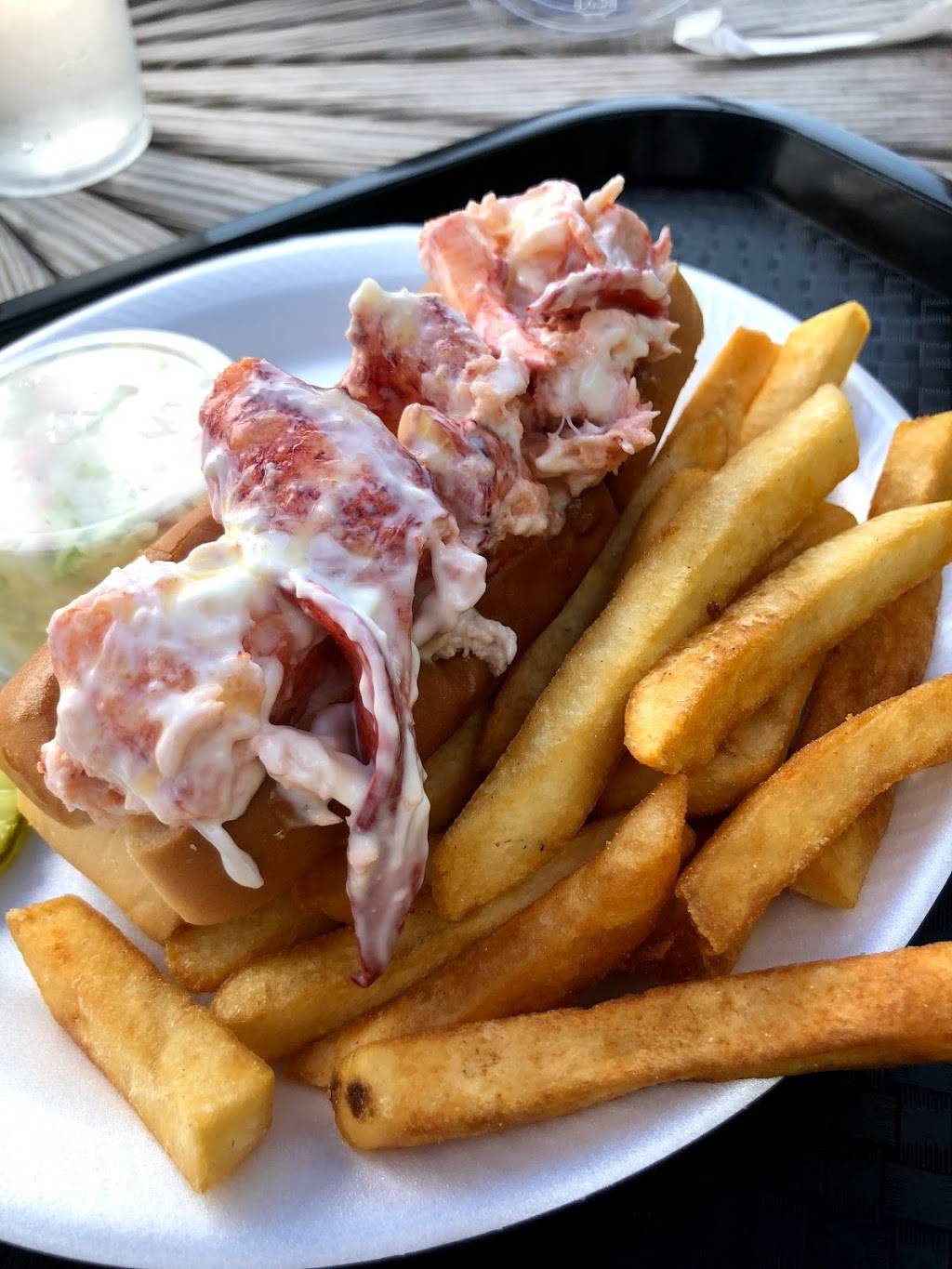 Barnacle Bills Seafood | restaurant | 3126 Cranberry Hwy, East Wareham, MA 02538, USA | 5087435095 OR +1 508-743-5095