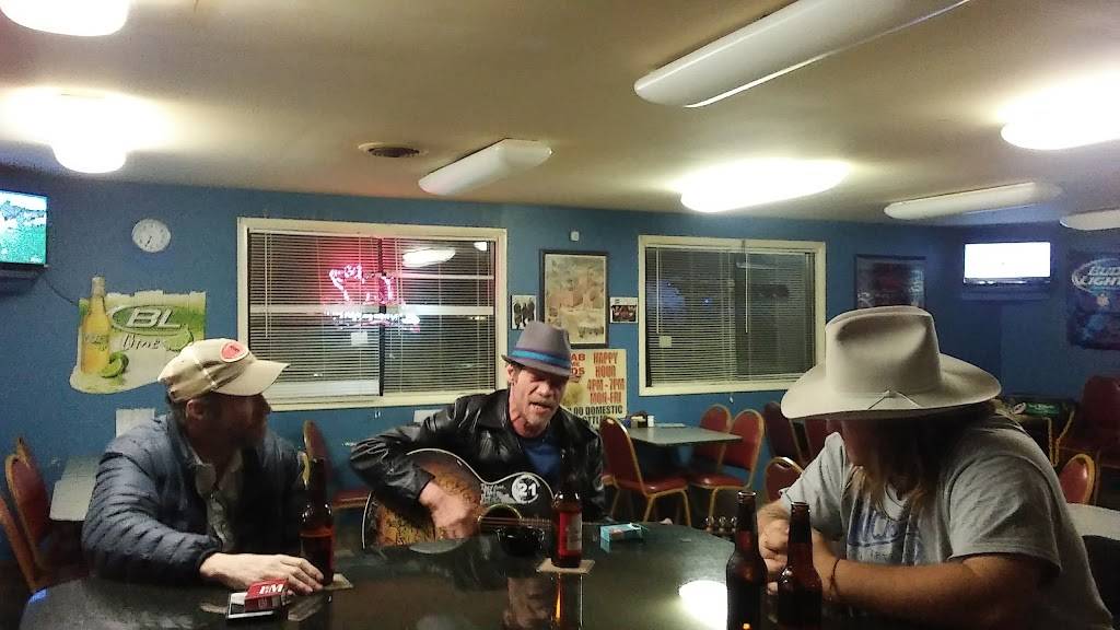 Dickys Hickory Pit | restaurant | 2216 Stop 30 Rd, Hendersonville, TN 37075, USA | 6158221520 OR +1 615-822-1520