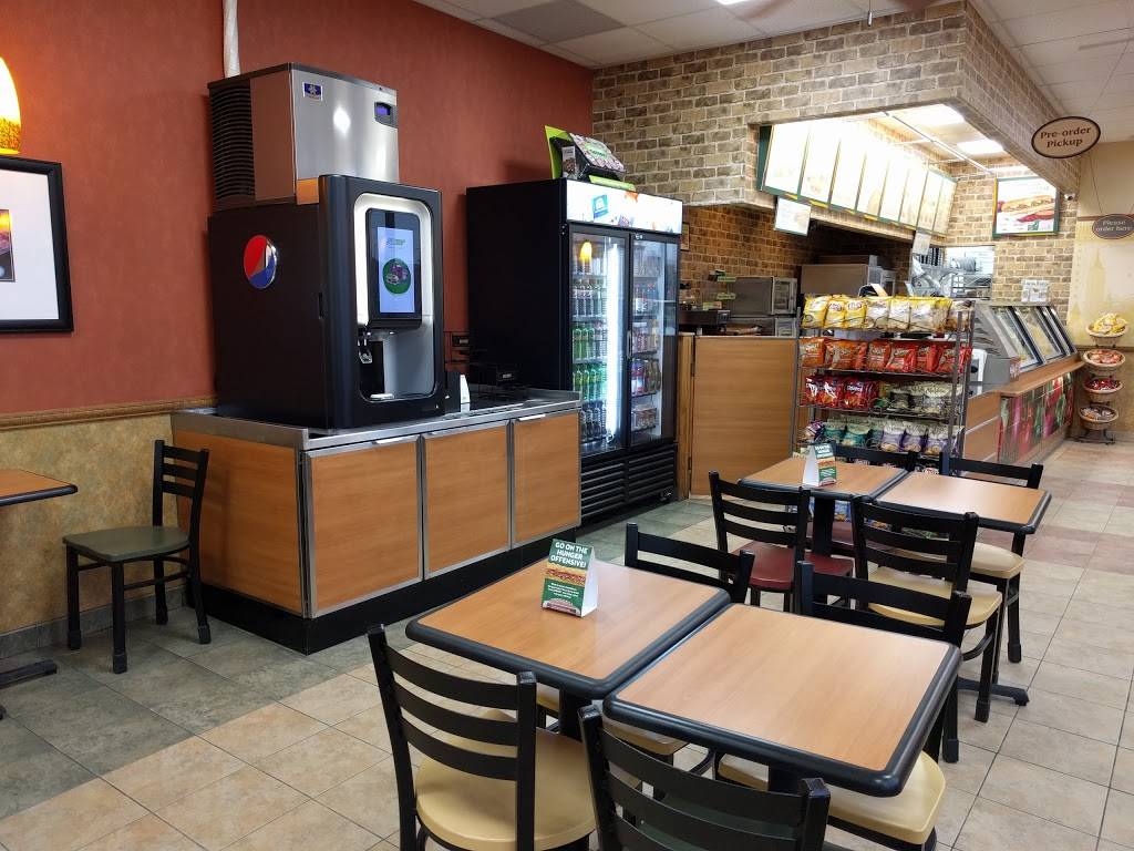Subway | restaurant | 4870 Tomken Rd Unit 8, Mississauga, ON L4W 1J8, Canada | 9056021984 OR +1 905-602-1984