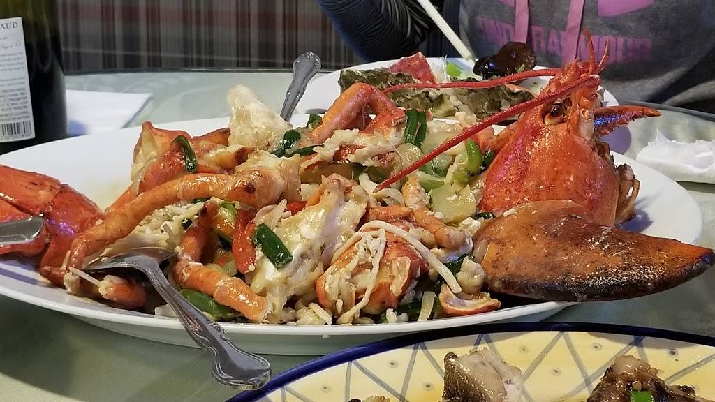 Mai Place | restaurant | 3152 NE Sunset Blvd, Renton, WA 98056, USA | 4252286388 OR +1 425-228-6388