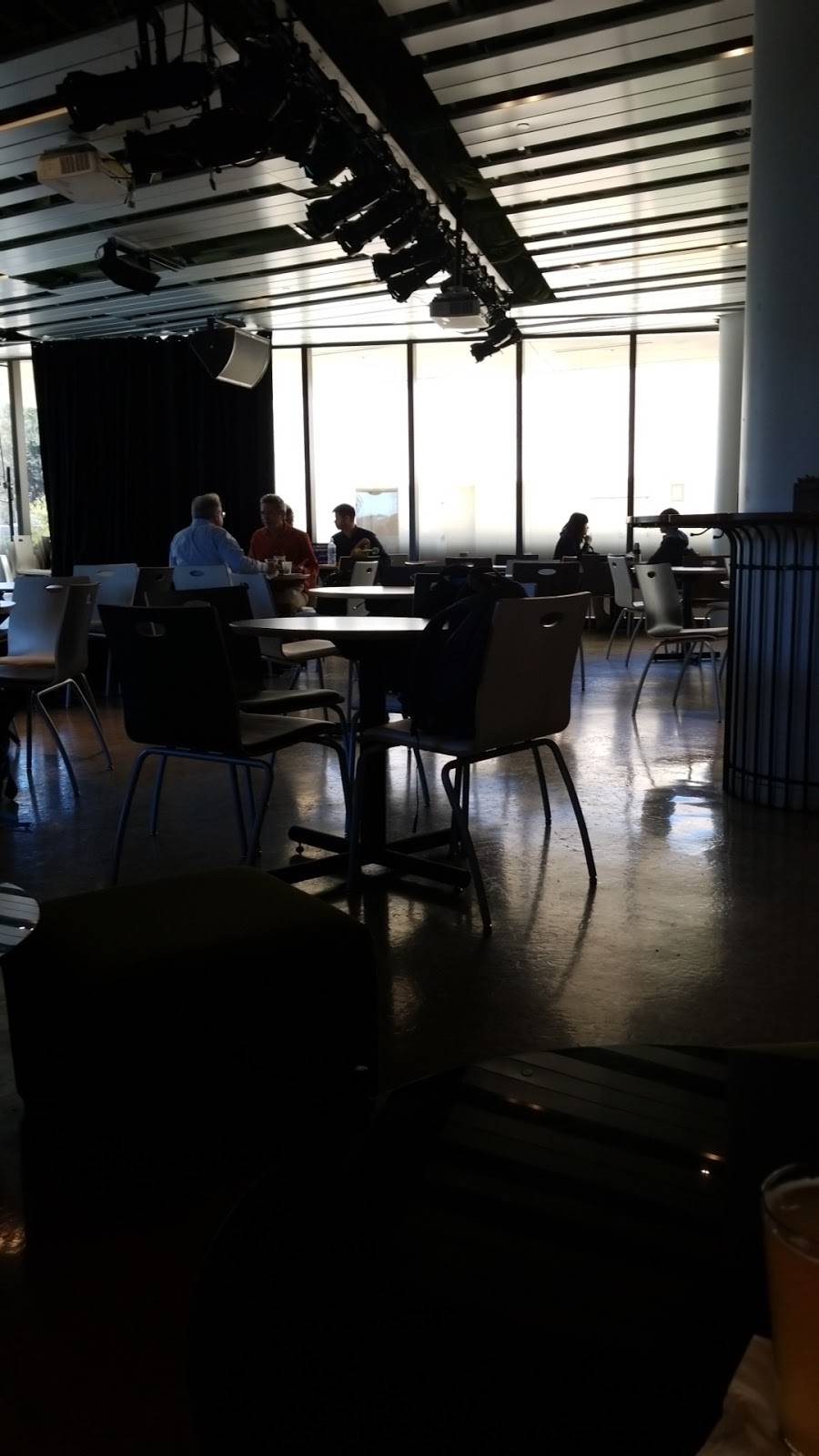 Zanzibar Cafe At the Loft | cafe | 9500 Gilman Dr, La Jolla, CA 92093, USA | 8586780922 OR +1 858-678-0922