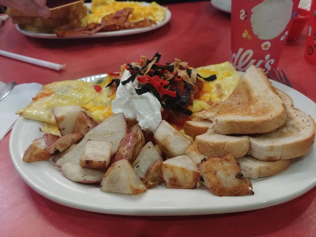 Friendlys | restaurant | 18 Pearson Blvd, Gardner, MA 01440, USA | 9786301821 OR +1 978-630-1821