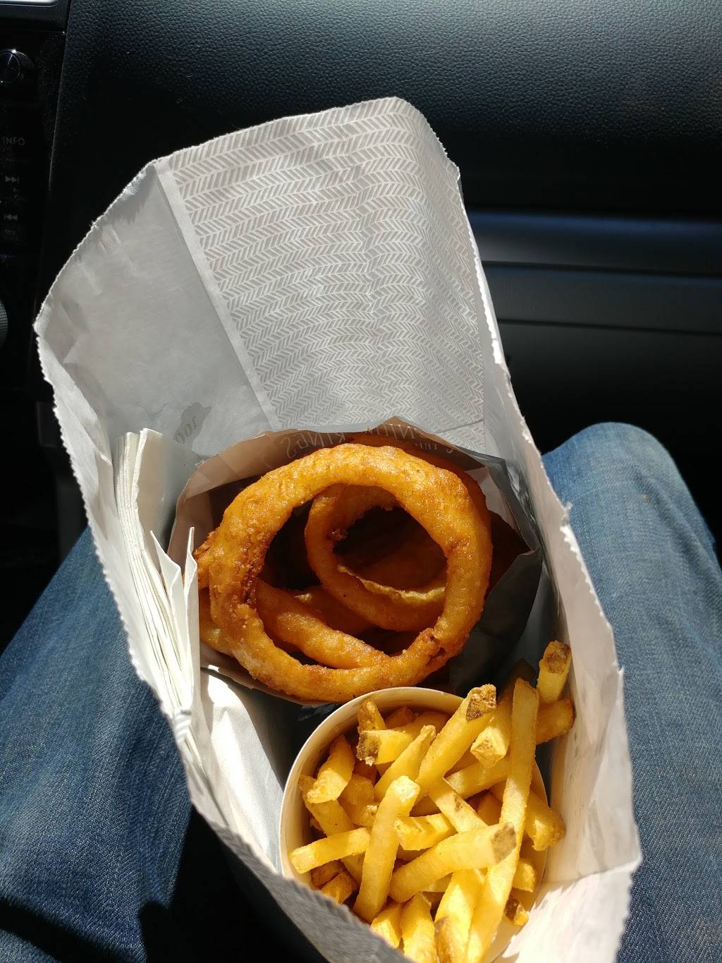 Good Times Burgers & Frozen Custard | restaurant | 501 S College Ave, Fort Collins, CO 80524, USA | 9702211922 OR +1 970-221-1922