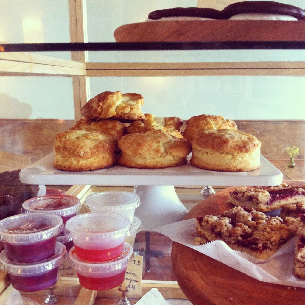 Milk and Honey Kitchen | cafe | 3 Old Firehouse Ln, Northeast Harbor, ME 04662, USA | 2072764003 OR +1 207-276-4003