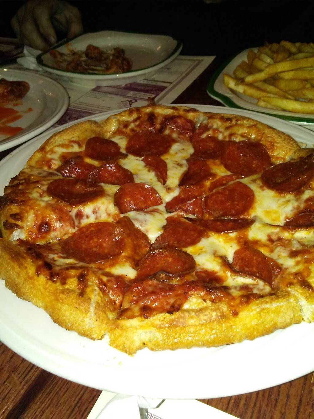 Totis Grille & Pizzeria | restaurant | 373 Taunton Ave, Seekonk, MA 02771, USA | 5083367364 OR +1 508-336-7364