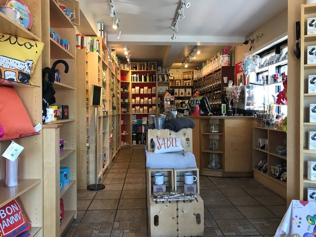 Manneken-Pis | cafe | 320 Rue Champlain, Saint-Jean-sur-Richelieu, QC J3B 6W2, Canada | 4503483254 OR +1 450-348-3254