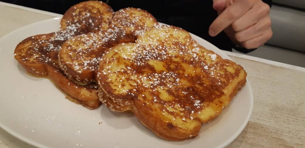 What A Bagel - St. Clair | restaurant | 827 St Clair Ave W, Toronto, ON M6C 1C2, Canada | 6474848461 OR +1 647-484-8461