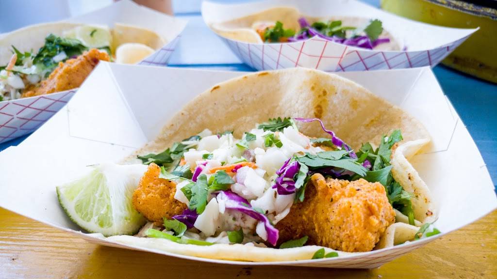 Rusty Taco Denton | restaurant | 210 E Hickory St, Denton, TX 76201, USA | 9404838226 OR +1 940-483-8226