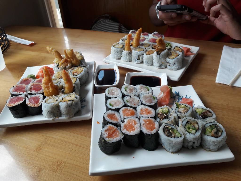 Yoyogi Sushi | restaurant | 317 Main St, Gaithersburg, MD 20878, USA | 3019630001 OR +1 301-963-0001