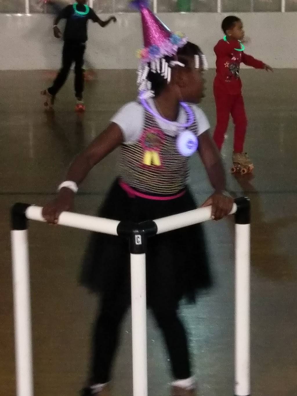 Zelma Watson George Roller Skating Facility | restaurant | 3155 Martin Luther King Jr Dr, Cleveland, OH 44104, USA | 2164208821 OR +1 216-420-8821