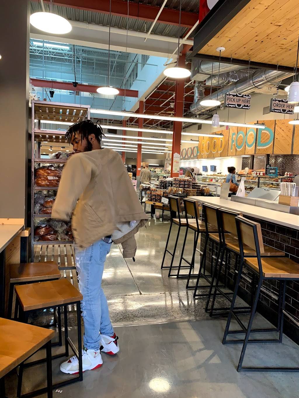 PLNT Burger | restaurant | Inside the Whole Foods, 833 Wayne Ave, Silver Spring, MD 20910, USA | 2406856286 OR +1 240-685-6286