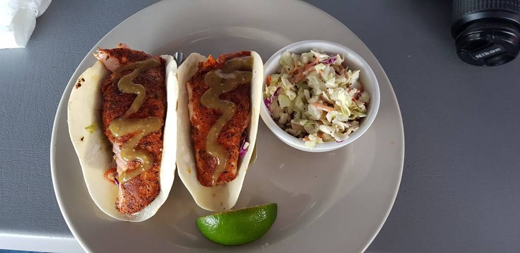 Surfside Smokehouse | restaurant | 14 Union St, Plymouth, MA 02360, USA | 5089274111 OR +1 508-927-4111