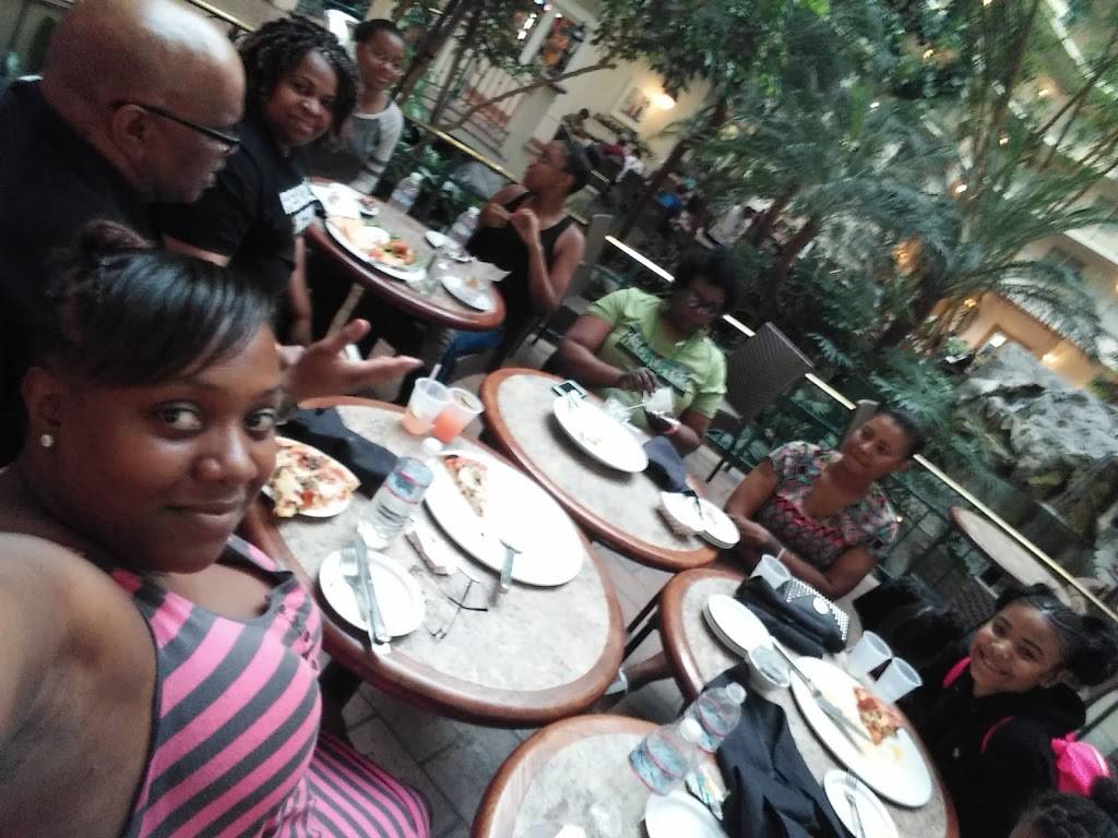 Swan Court Restaurant | restaurant | 901 E Calaveras Blvd, Milpitas, CA 95035, USA | 4089420400 OR +1 408-942-0400