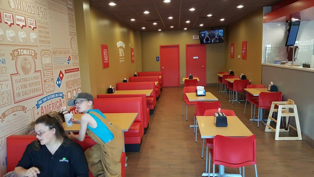 Dominos Pizza | meal delivery | 940 St Clair Plaza Dr Ste A, St Clair, MO 63077, USA | 6366292929 OR +1 636-629-2929