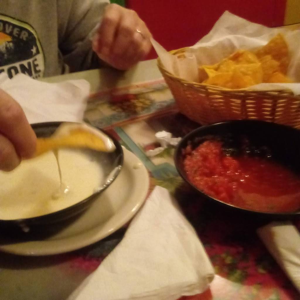 Kikos | restaurant | 821 Boyds Creek Hwy, Seymour, TN 37865, USA | 8655798010 OR +1 865-579-8010