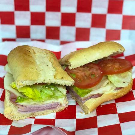 Maxwells Pizza Express | restaurant | 2497 East Pike Adamsville Exit 157, Zanesville, OH 43701, USA | 7408688404 OR +1 740-868-8404