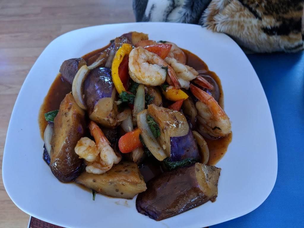 Tuk Tuk Thai Food | restaurant | 254 Shore Rd, Bourne, MA 02532, USA | 7743024358 OR +1 774-302-4358