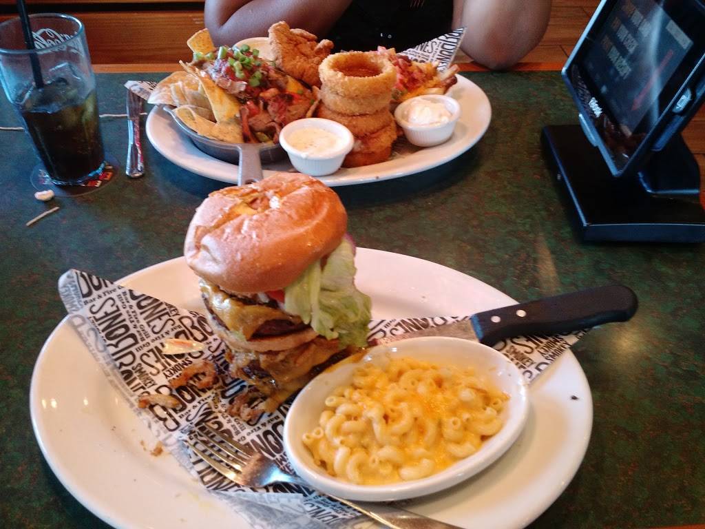 Smokey Bones BBQ & Grill - York | meal takeaway | 1301 Kenneth Rd, York, PA 17404, USA | 7178463760 OR +1 717-846-3760