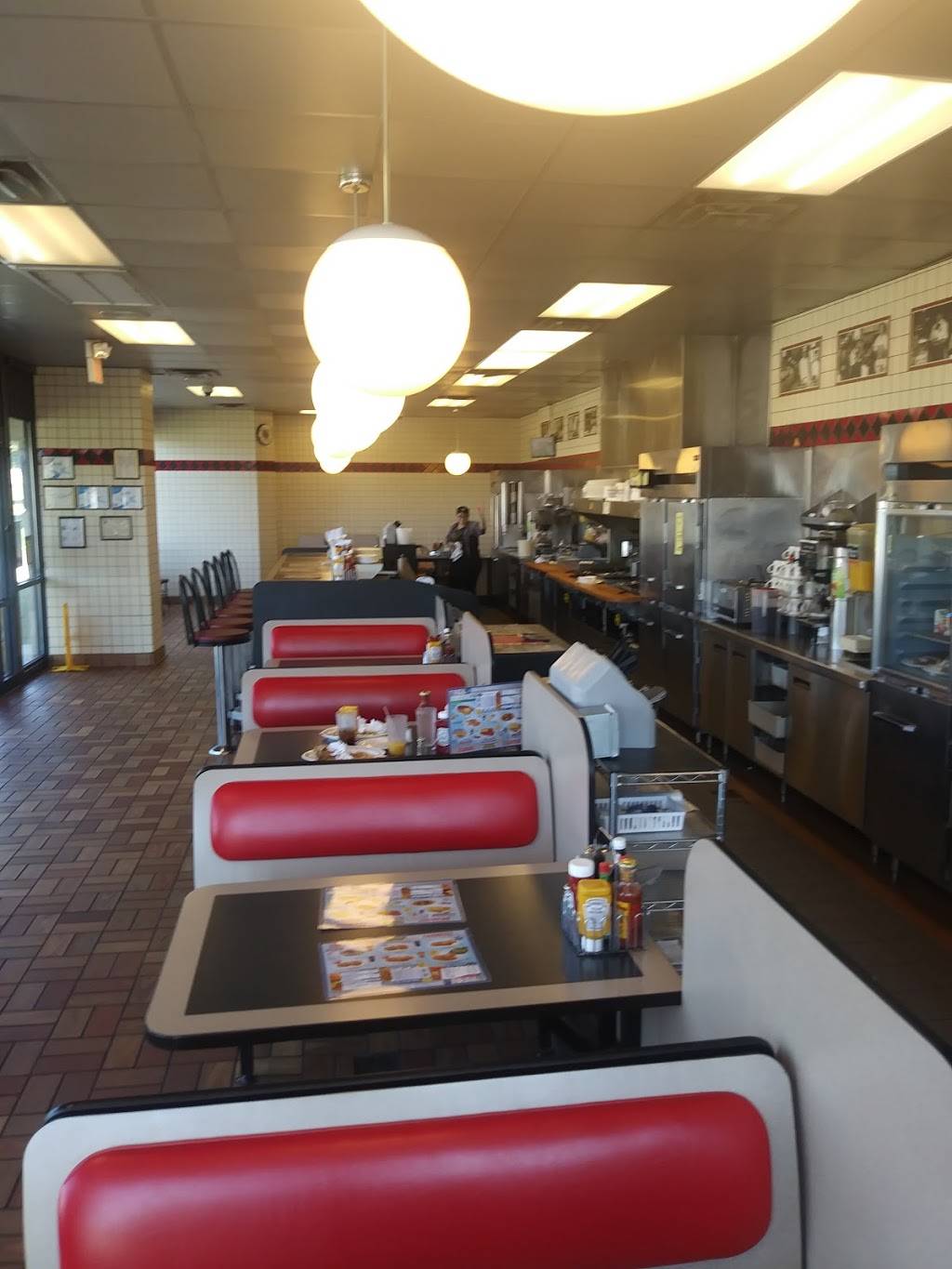 Waffle House | meal takeaway | 9464 Highway 5, GA-5, Douglasville, GA 30135, USA | 6788387198 OR +1 678-838-7198