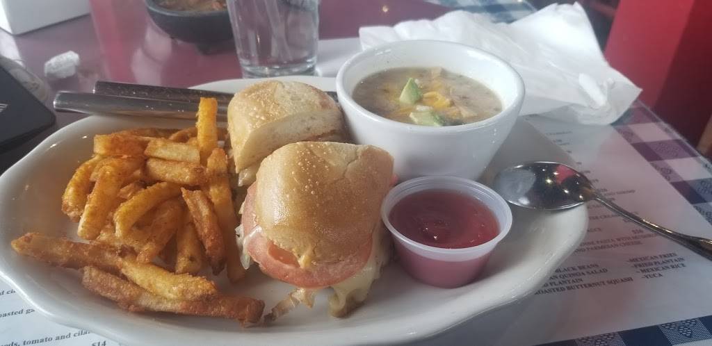 Mari Luna Mexican Grill | restaurant | 102 Reisterstown Rd, Pikesville, MD 21208, USA | 4104869910 OR +1 410-486-9910